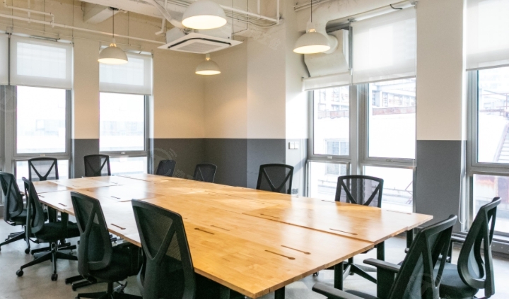 12人外侧独立间