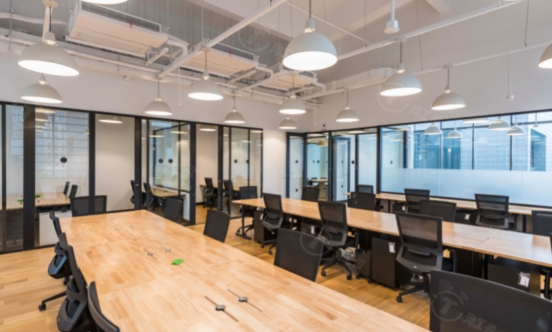 20人带经理室套间