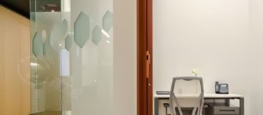 1人内侧独立间