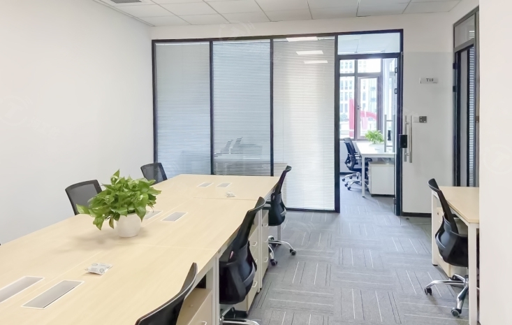 12人外侧独立间