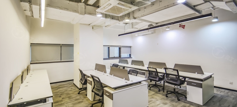 15人外侧独立间