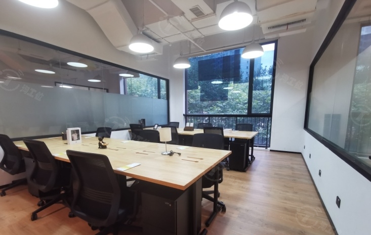 12人外侧独立间