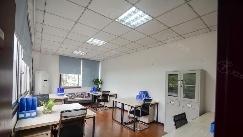 8-10人外侧独立间