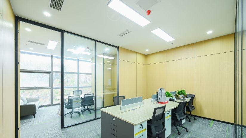 7人带经理室套间