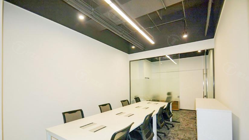 9人带经理室套间