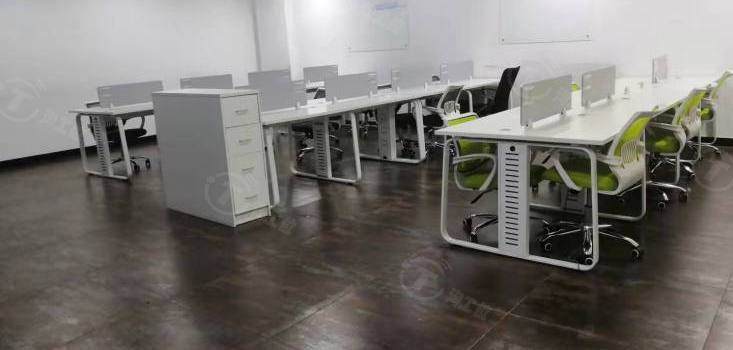 24人外侧独立间