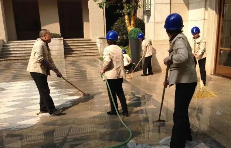 图 武汉楼宇开荒 工程开荒物业保洁提供小区保洁保洁托管服务 武汉保洁清洗